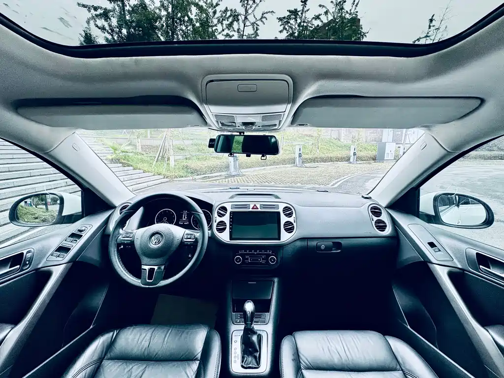 Volkswagen Tiguan — миниатюра 6