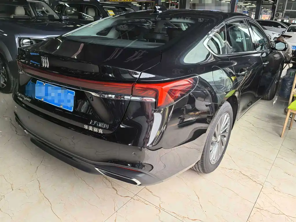 Buick LaCrosse — миниатюра 5