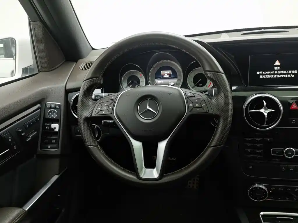 Mercedes-Benz GLK-Class — миниатюра 11