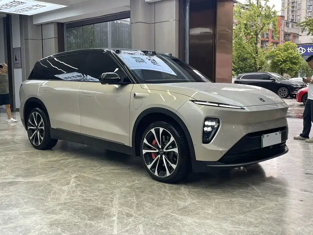 NIO ES8 — миниатюра 3