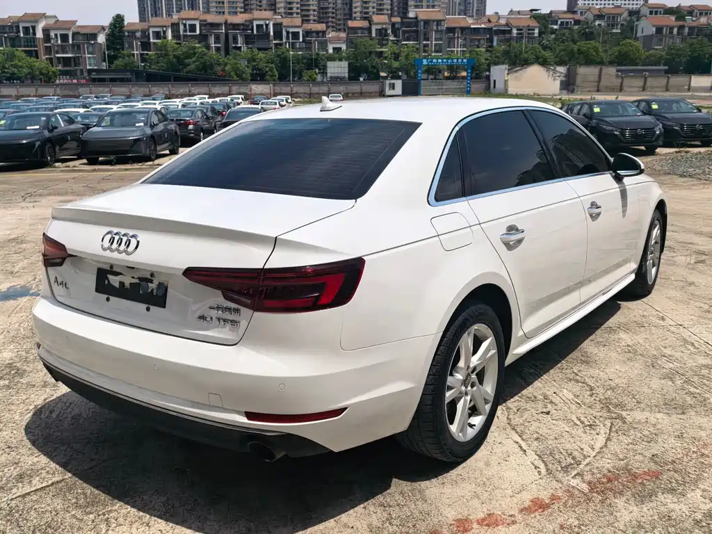 Audi A4L 2018 30 40 TFSI