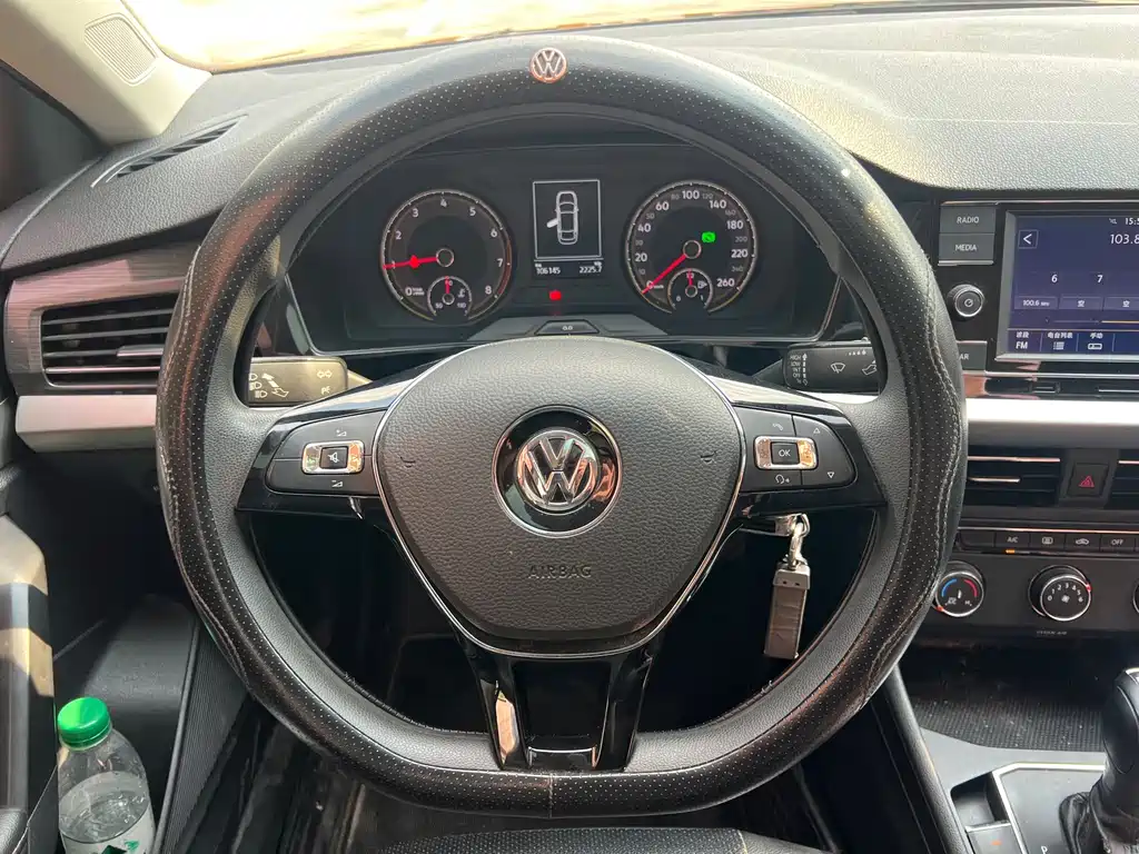 Volkswagen Lavida — миниатюра 11