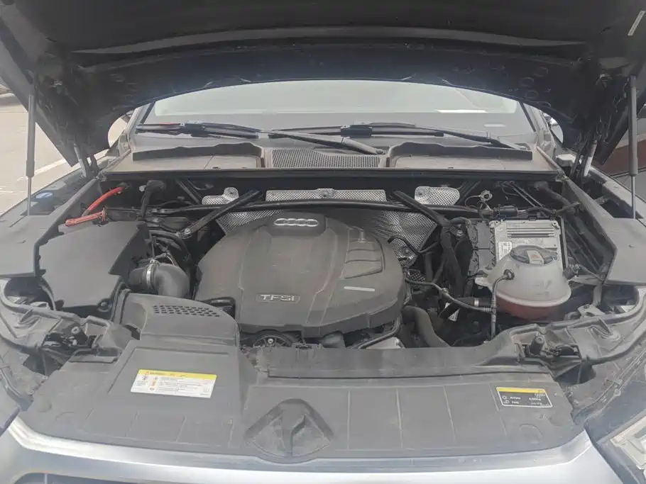 Audi Q5L 2018 40 TFSI Fashion V