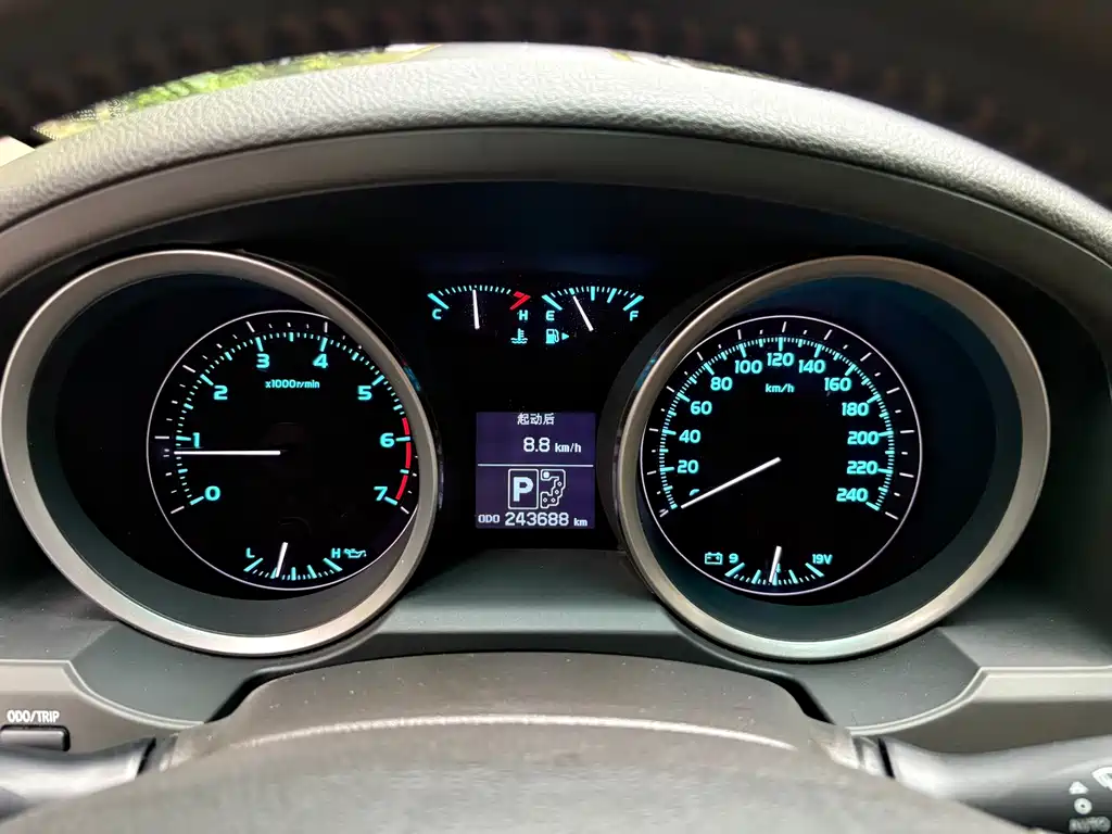 Toyota Land Cruiser — миниатюра 19