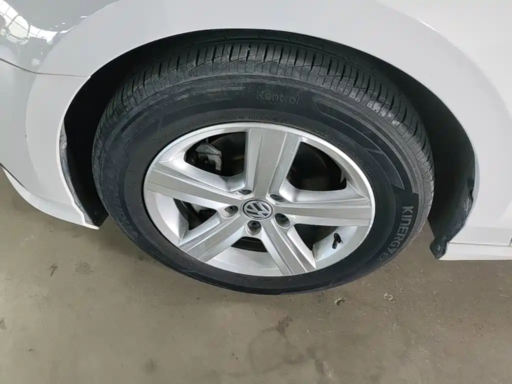 Volkswagen Lamando — миниатюра 23