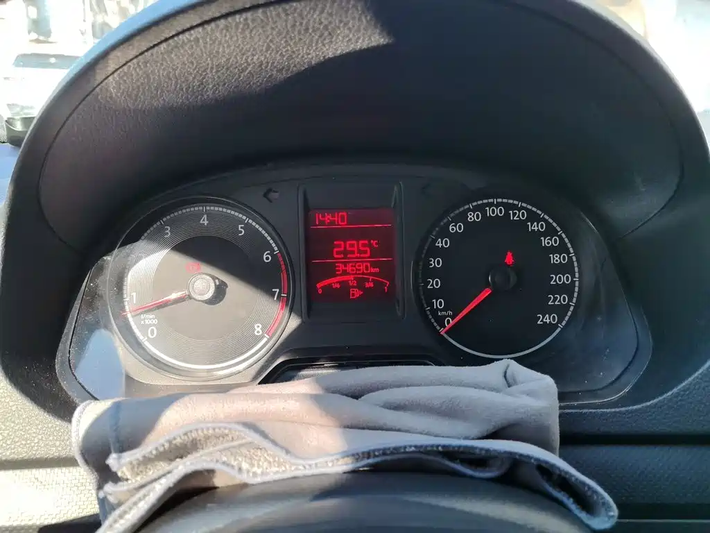Volkswagen Jetta — миниатюра 7