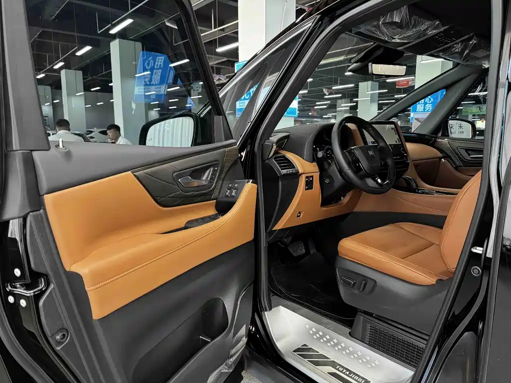 Toyota Vellfire — миниатюра 4