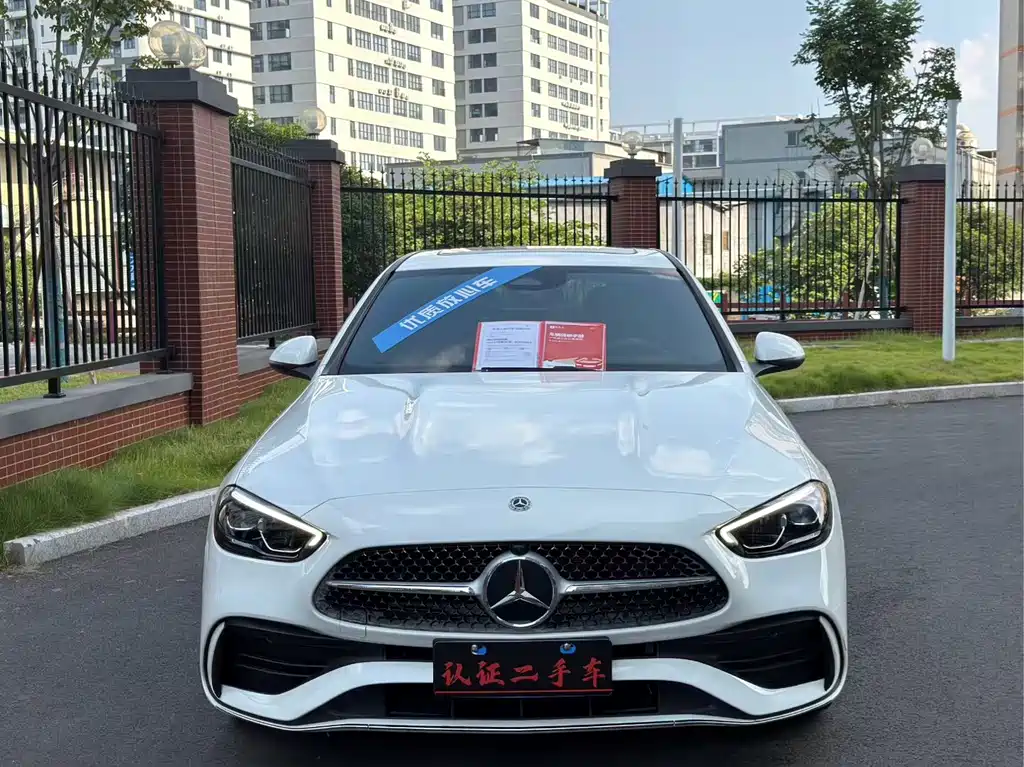 Mercedes-Benz C-Class — миниатюра 2