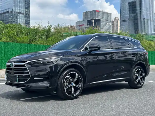 2022 BYD Tang