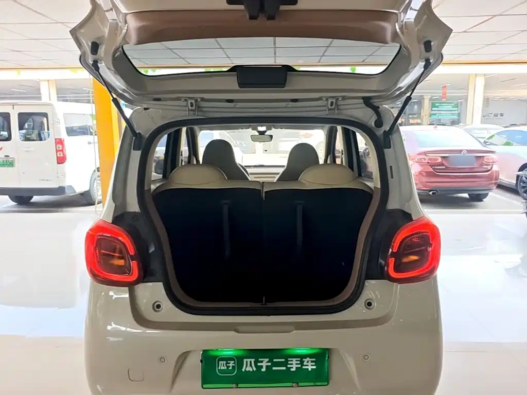 Wuling MINIEV — миниатюра 19