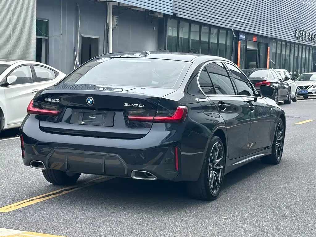 BMW 3 Series — миниатюра 9