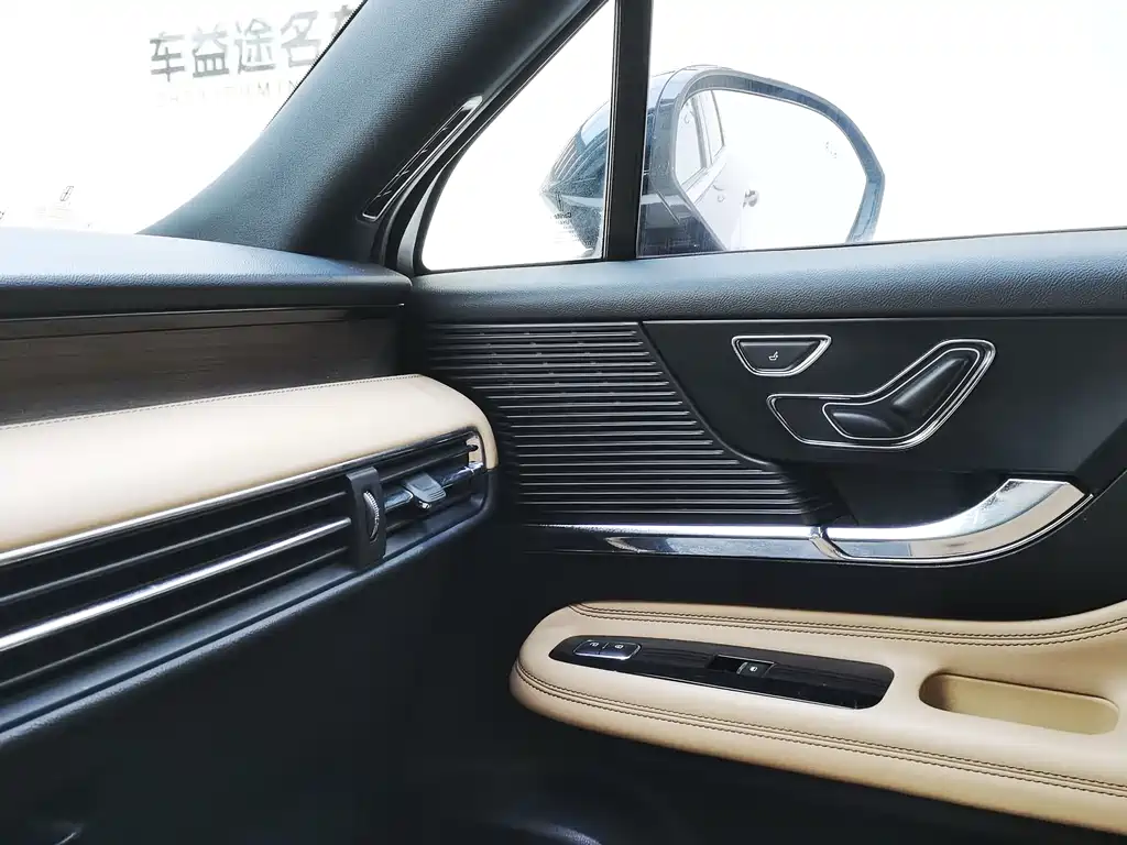Lincoln Corsair 2021 2.0T Premium