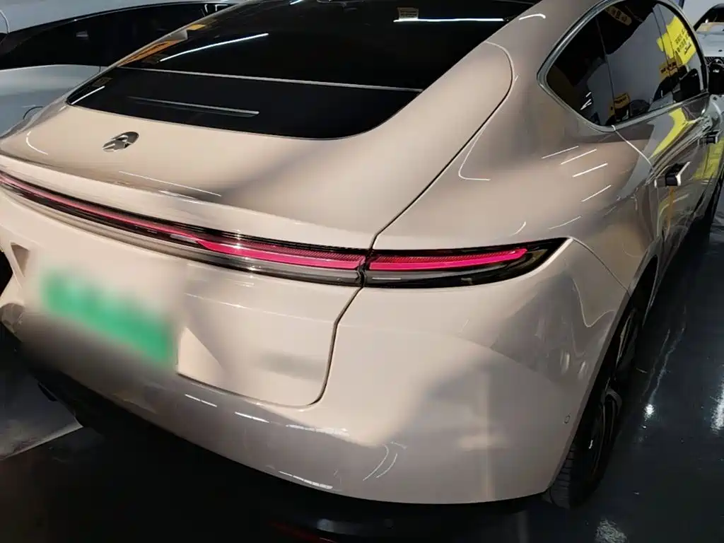 NIO ET5 — миниатюра 7
