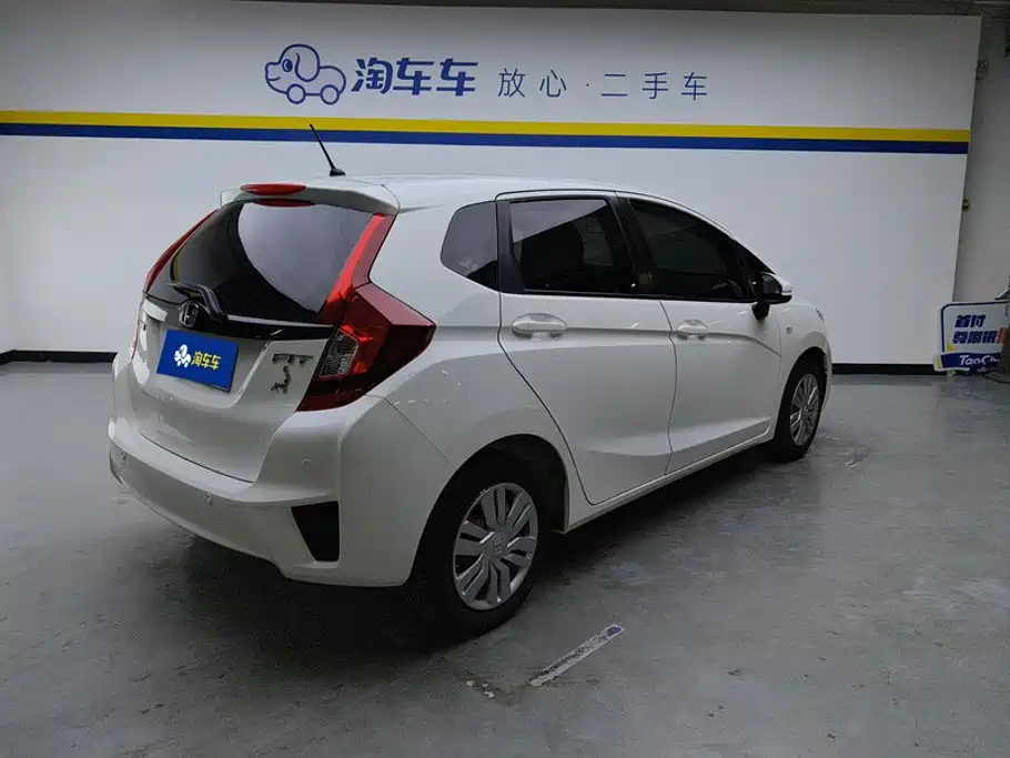Honda Fit 2016 1.5L LXS CVT Comfort