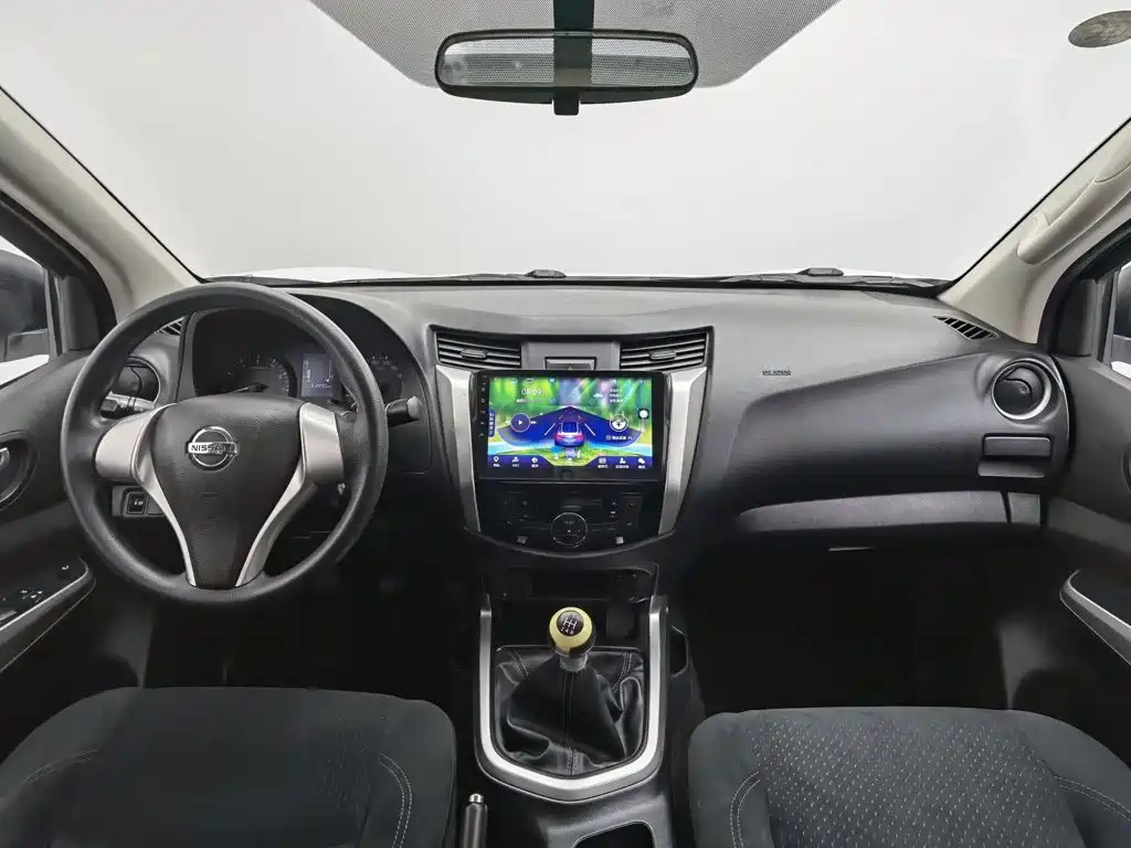 Nissan Navara — миниатюра 5