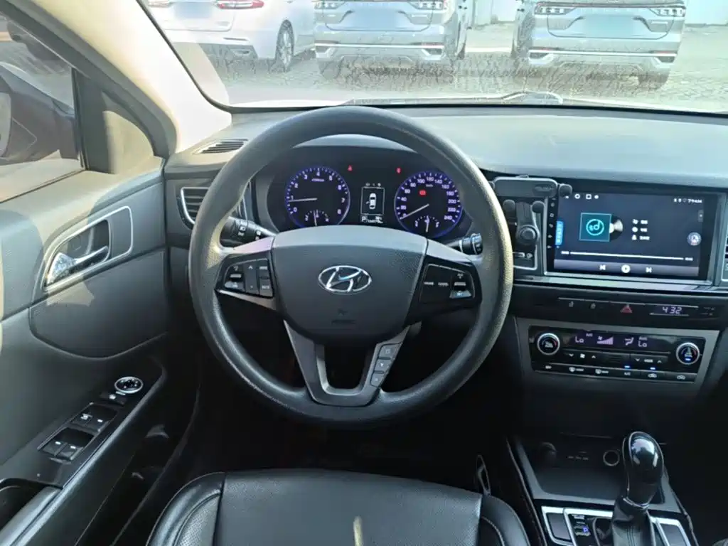 Hyundai Mistra — миниатюра 11