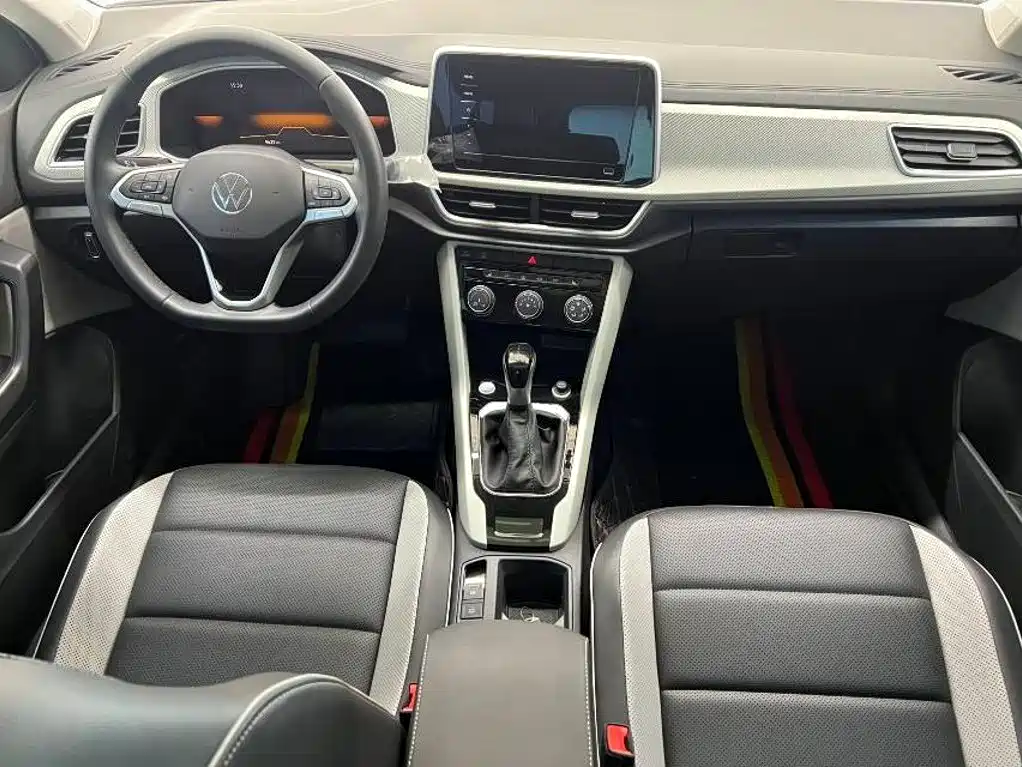 Volkswagen T-Roc — миниатюра 15