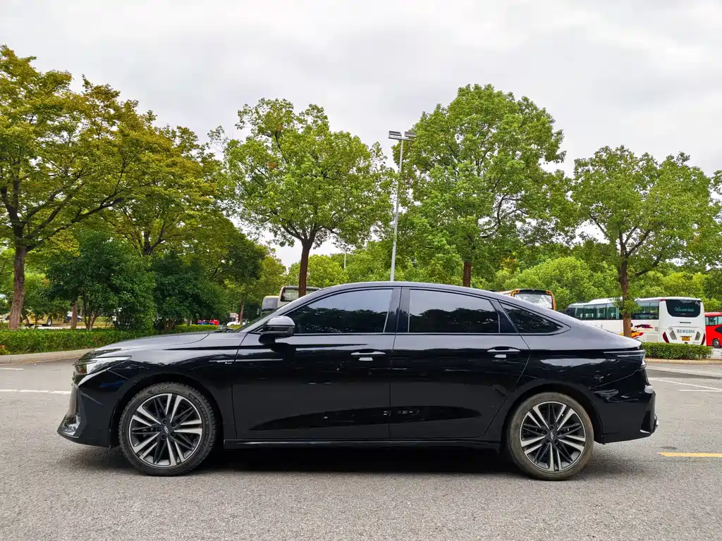 Chery Arrizo 8 — миниатюра 4