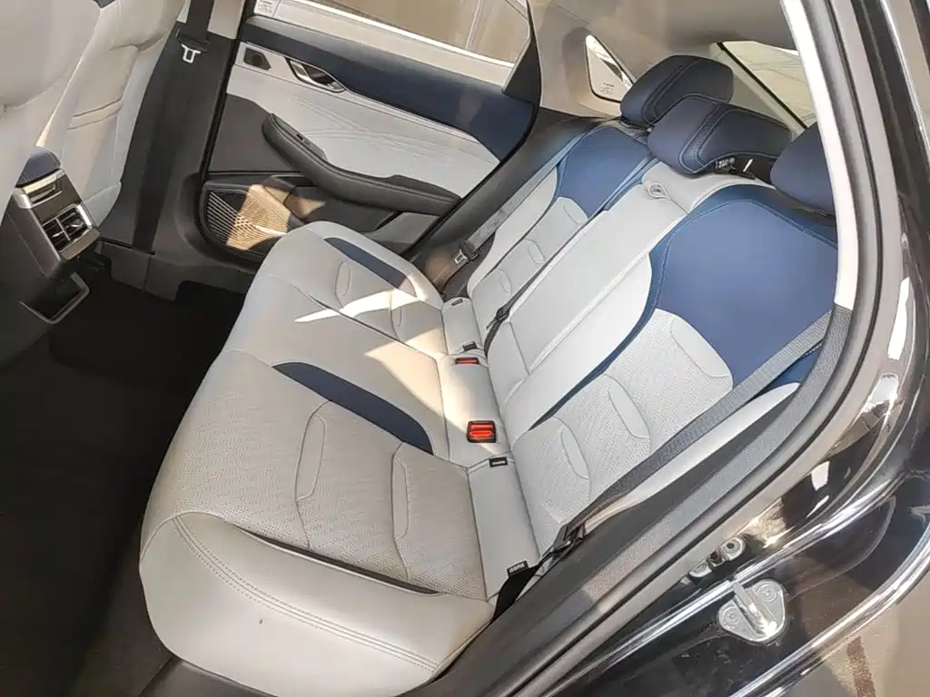 Geely Xingrui — миниатюра 17