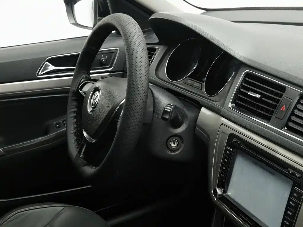 Volkswagen Lavida — миниатюра 22