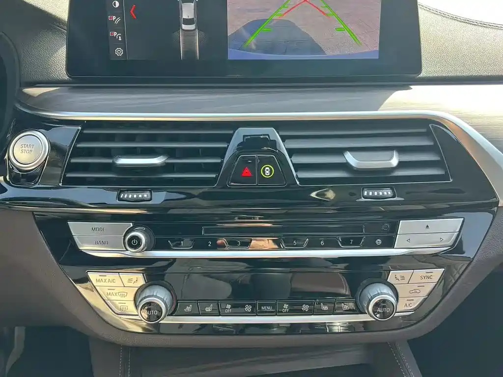 BMW 5 SERIES NEW ENERGY