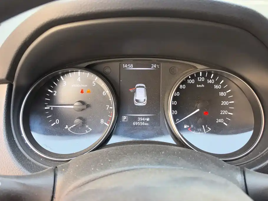 Nissan Qashqai — миниатюра 14