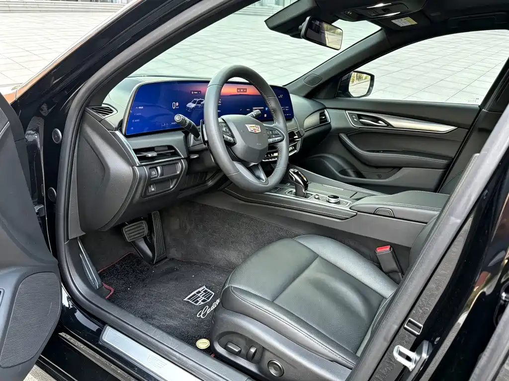 Cadillac CT5 — миниатюра 3