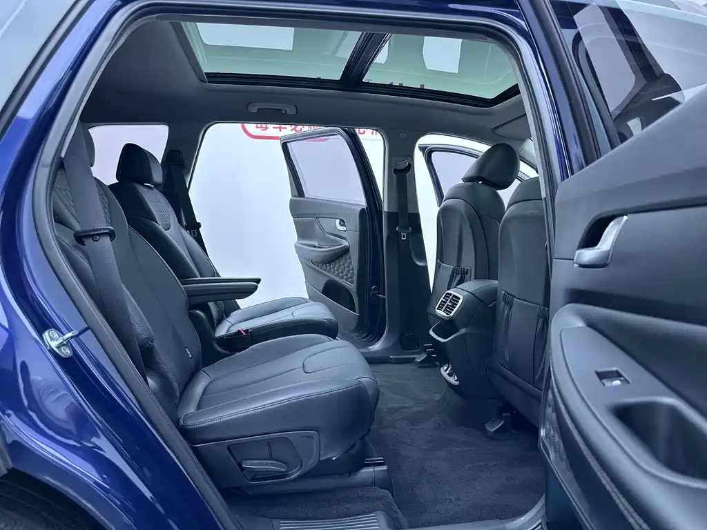 Hyundai Santa Fe — миниатюра 24