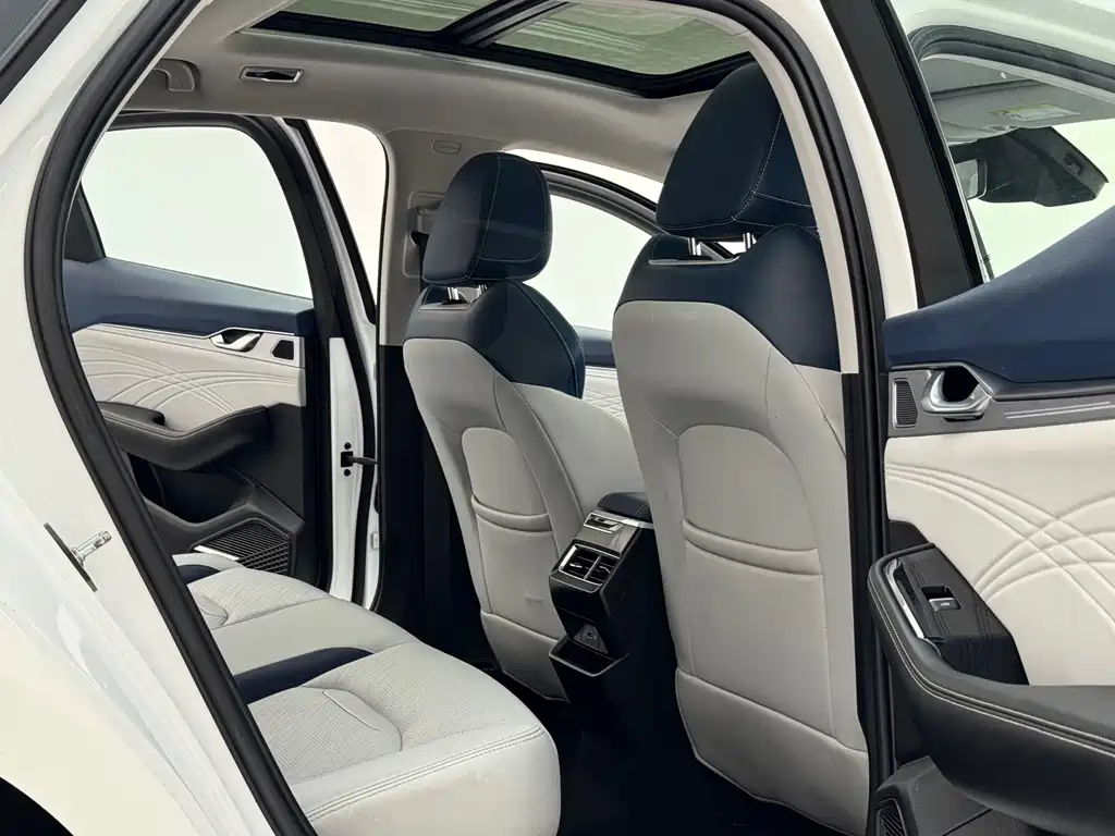 Geely Xingrui — миниатюра 10