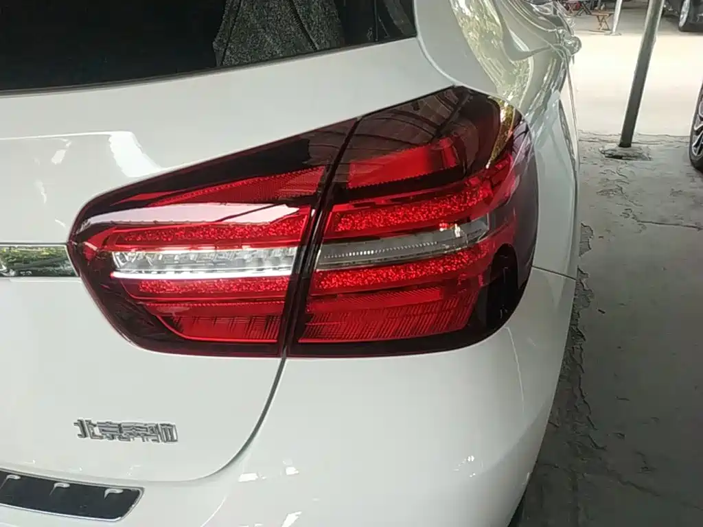 Mercedes-Benz GLA — миниатюра 8