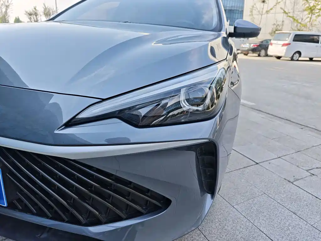 Roewe i5 — миниатюра 24