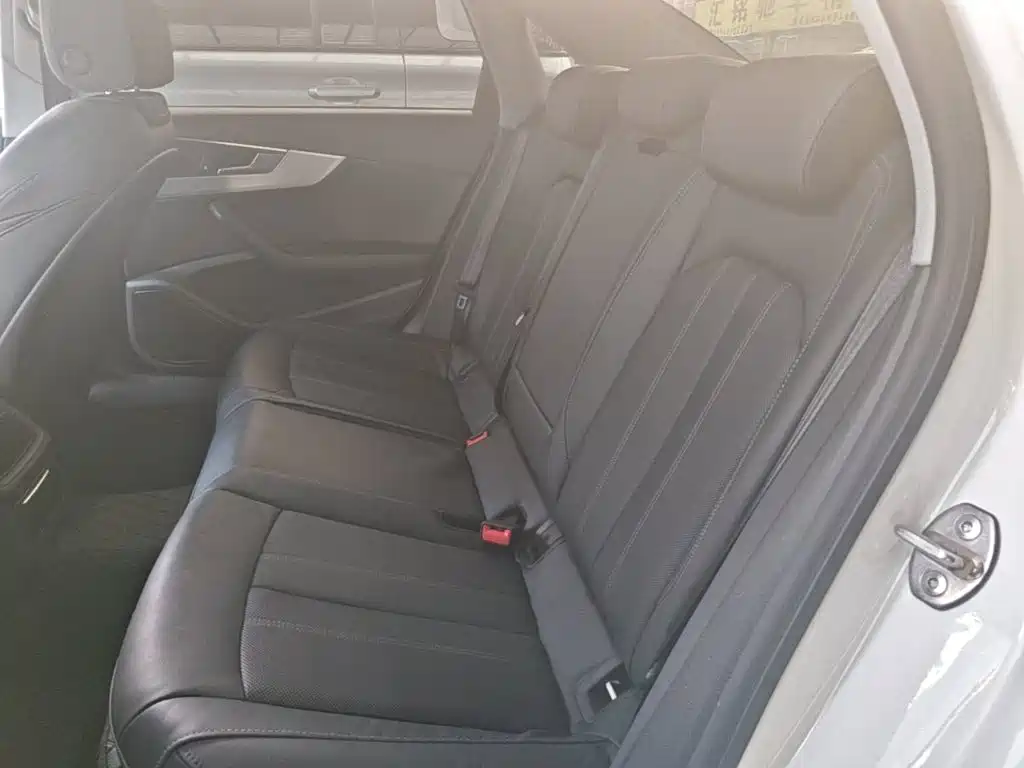 Audi A4L — миниатюра 17