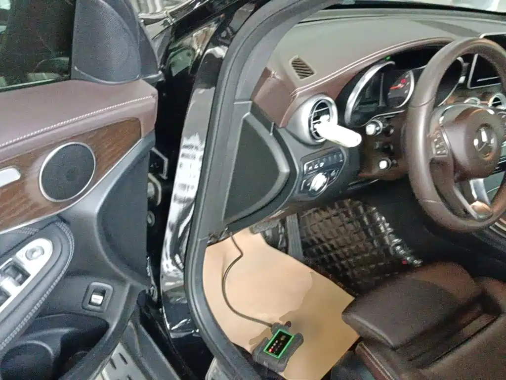 Mercedes-Benz GLC — миниатюра 16