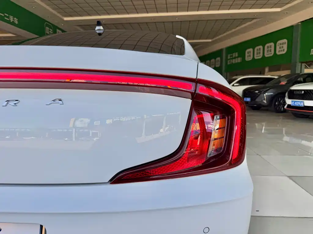 Hyundai Mistra — миниатюра 11