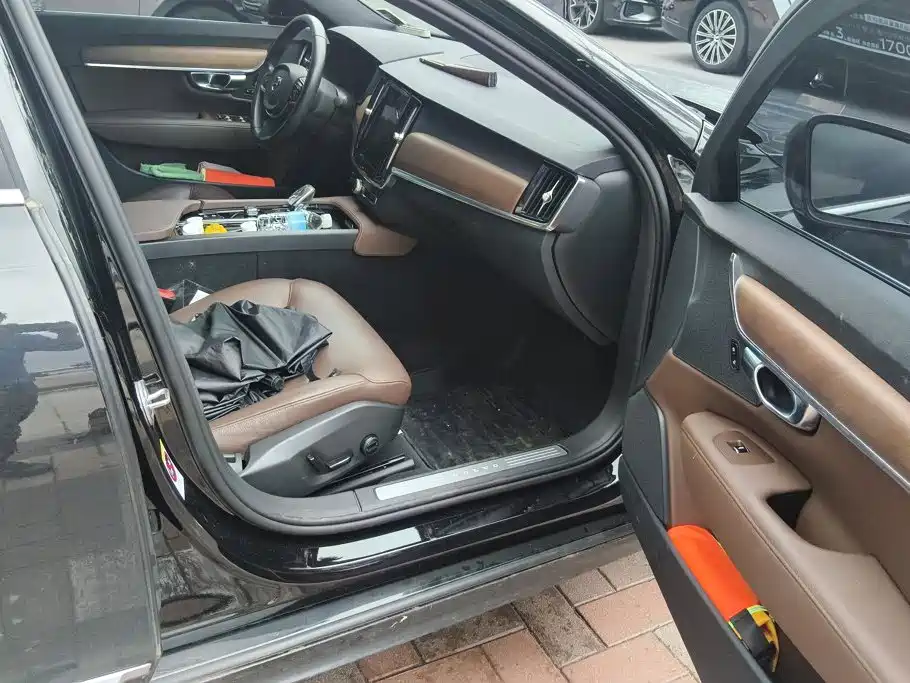 Volvo S90 2022 B5 Luxury