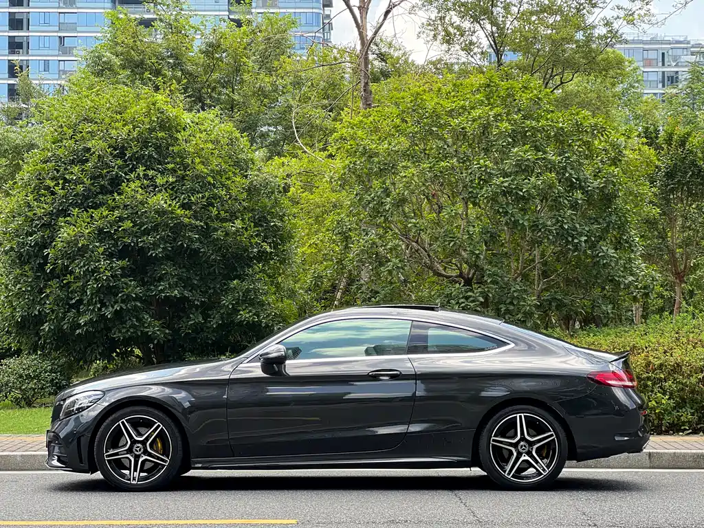 MERCEDES-BENZ C CLASS