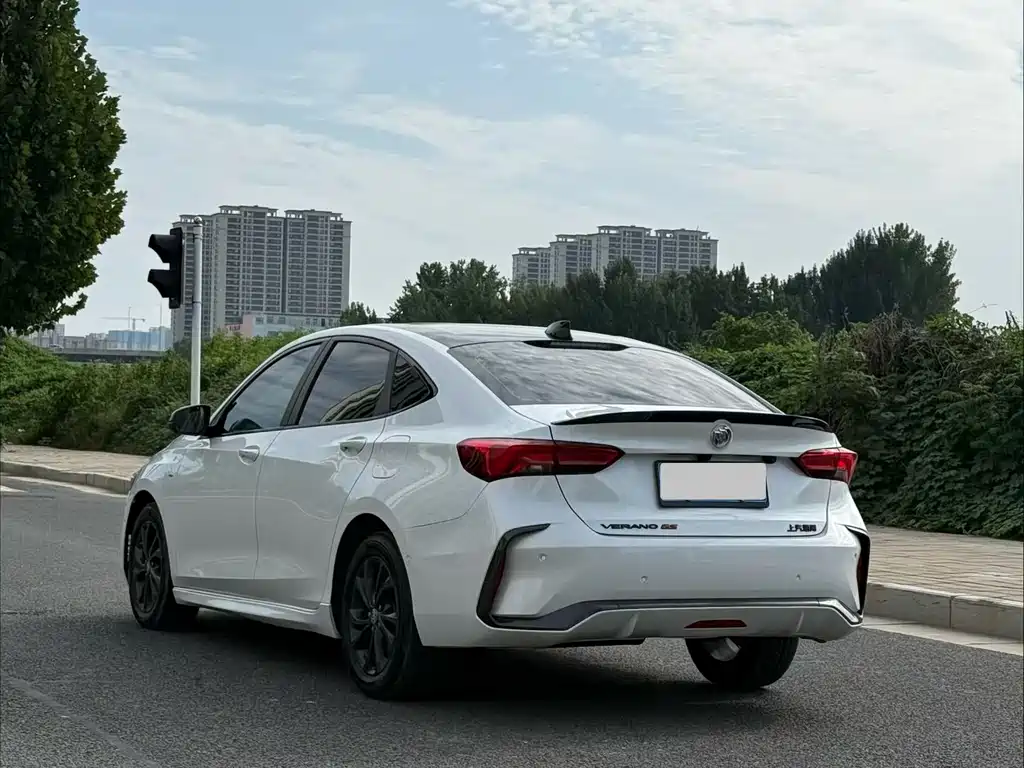 Buick Verano — миниатюра 7