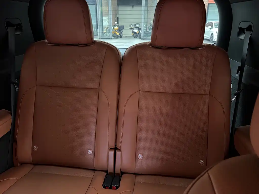 Li Auto Li L9 — миниатюра 10