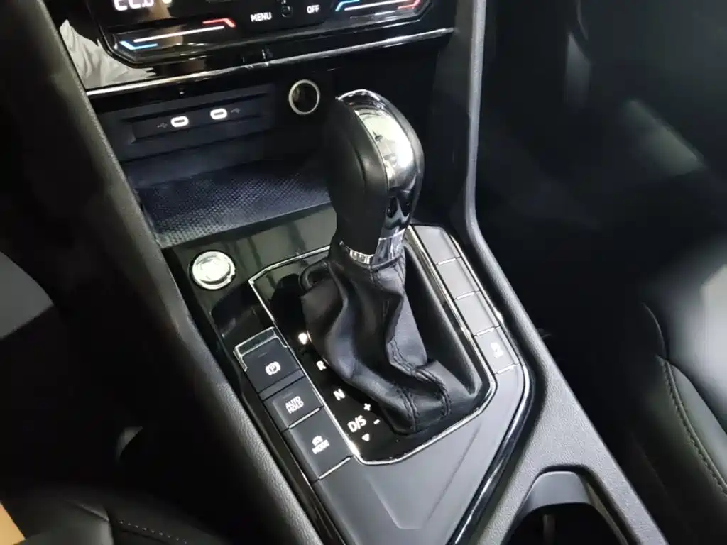 Volkswagen Tharu — миниатюра 14