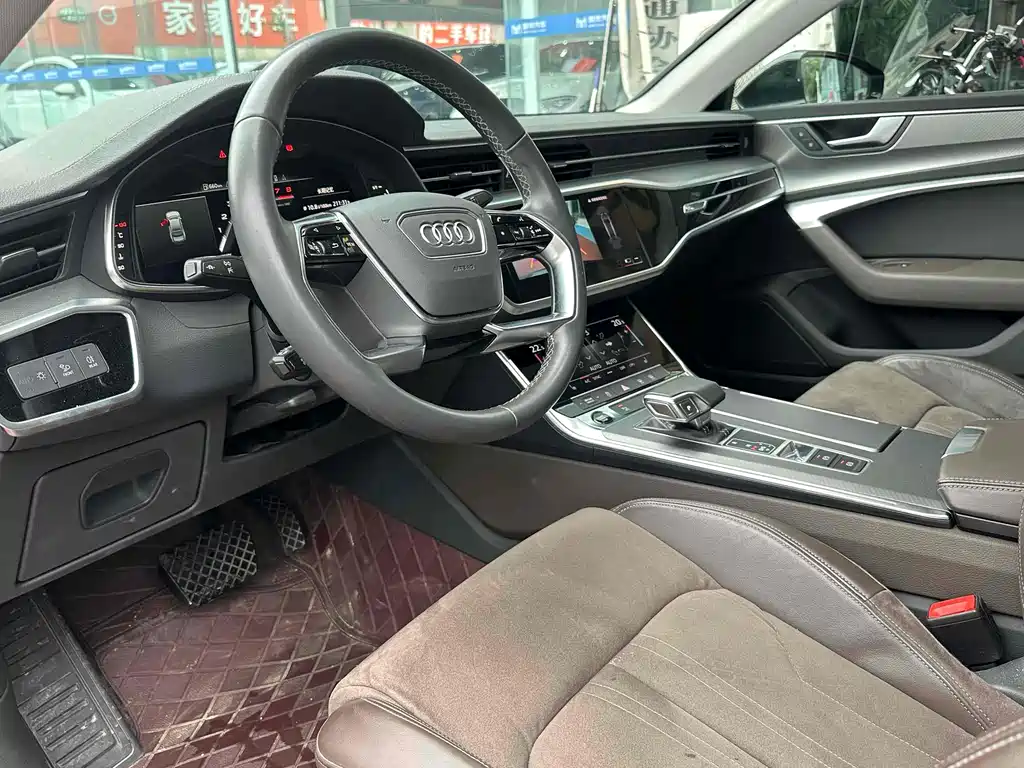 Audi A7L — миниатюра 13