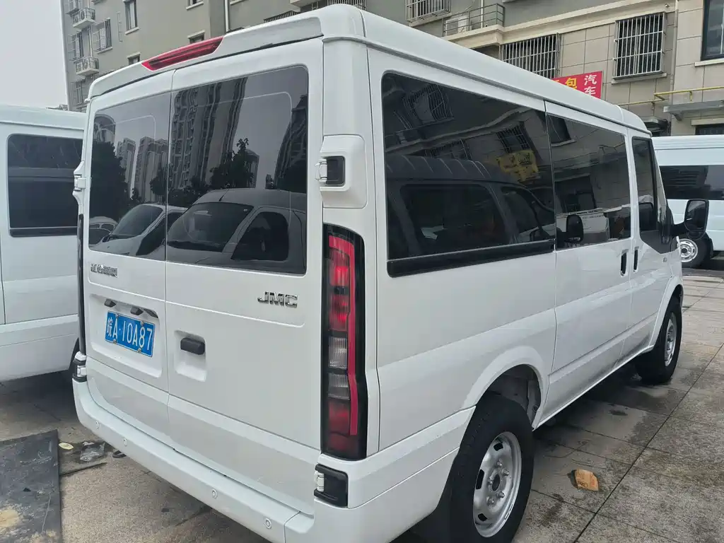 JMC JMC Fushun — миниатюра 8