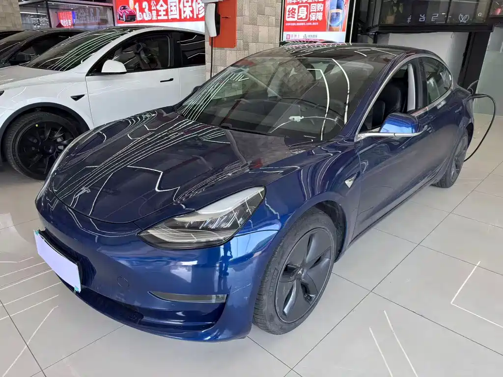 Tesla Model 3 2020