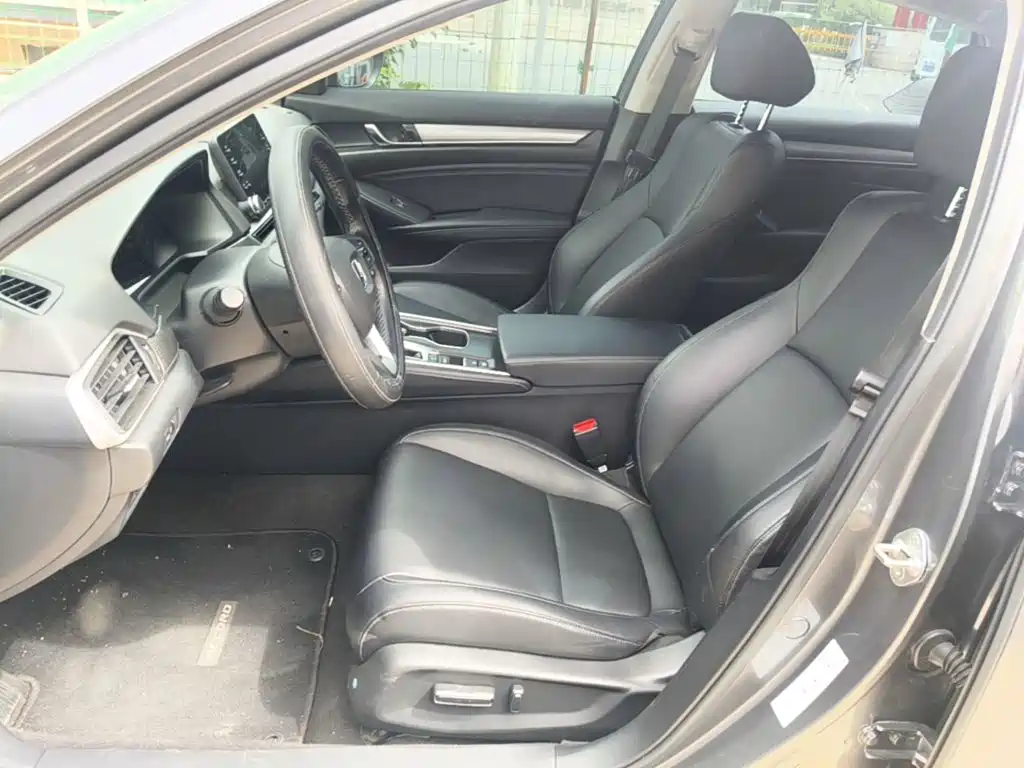 Honda Accord — миниатюра 15