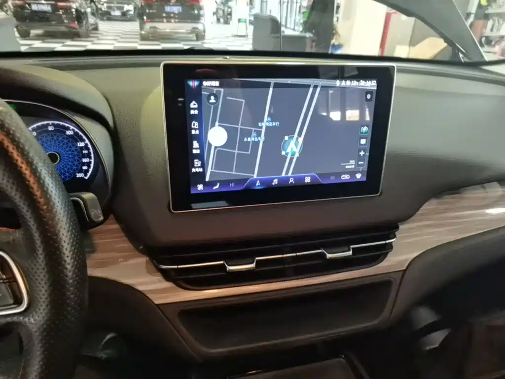 Hongqi Hongqi E-QM5 — миниатюра 13