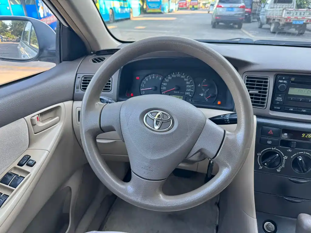 Toyota Corolla — миниатюра 5