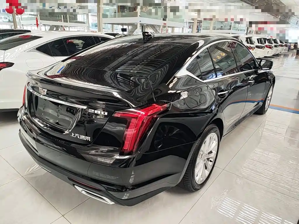 Cadillac CT5 — миниатюра 7