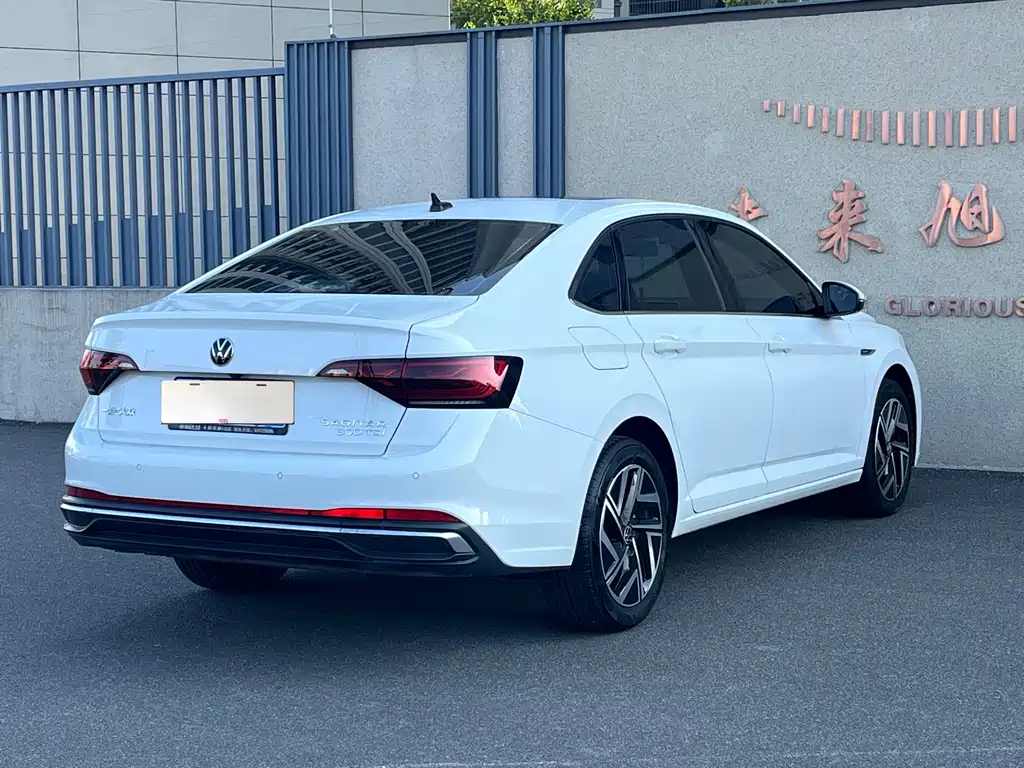 Volkswagen Sagitar — миниатюра 6