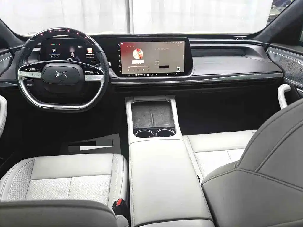 XPeng P7 — миниатюра 7