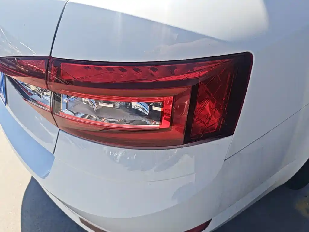 Skoda Octavia — миниатюра 8