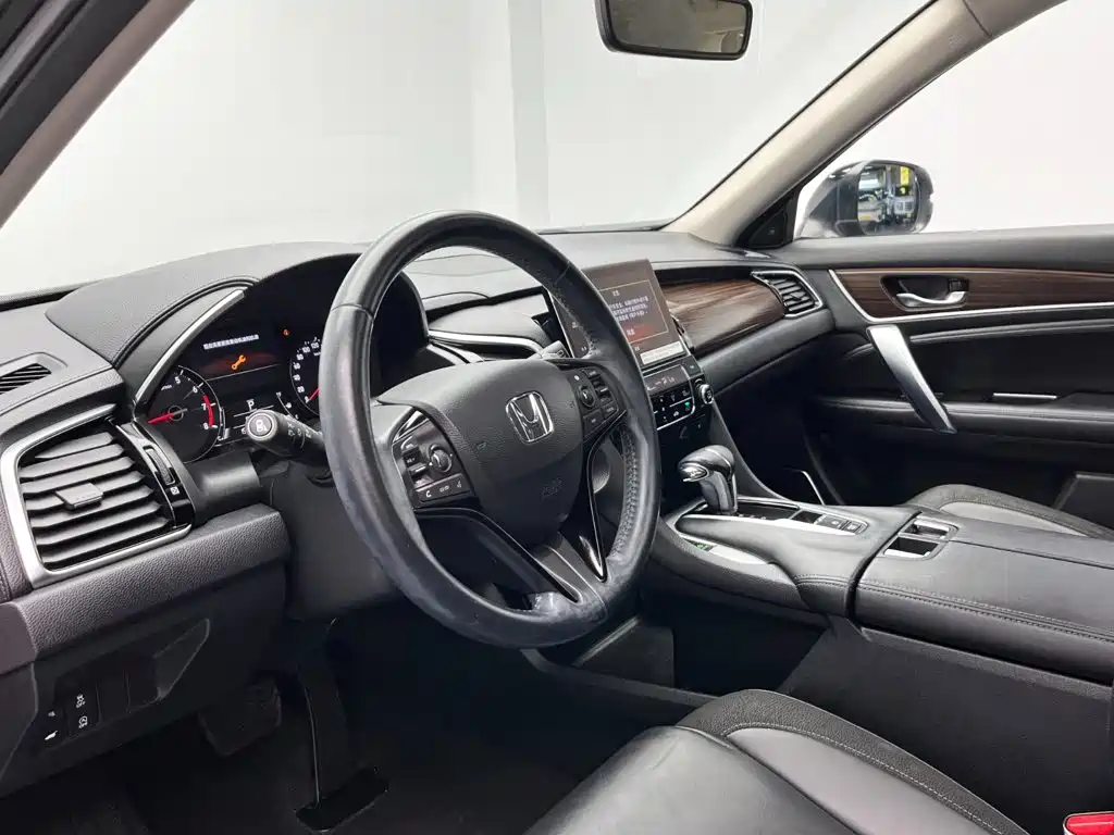 Honda Avancier — миниатюра 13